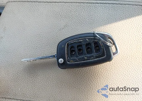 2017 Hyundai Sonata z USA, uszkodzony, nr VIN 5NPE24AF1HH472734